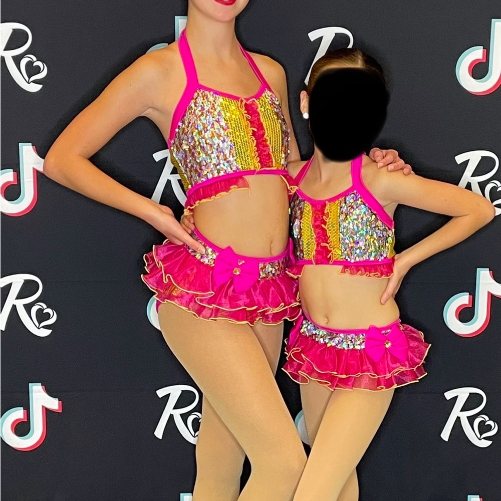 Glamour jazz dance costume, pink 2 piece